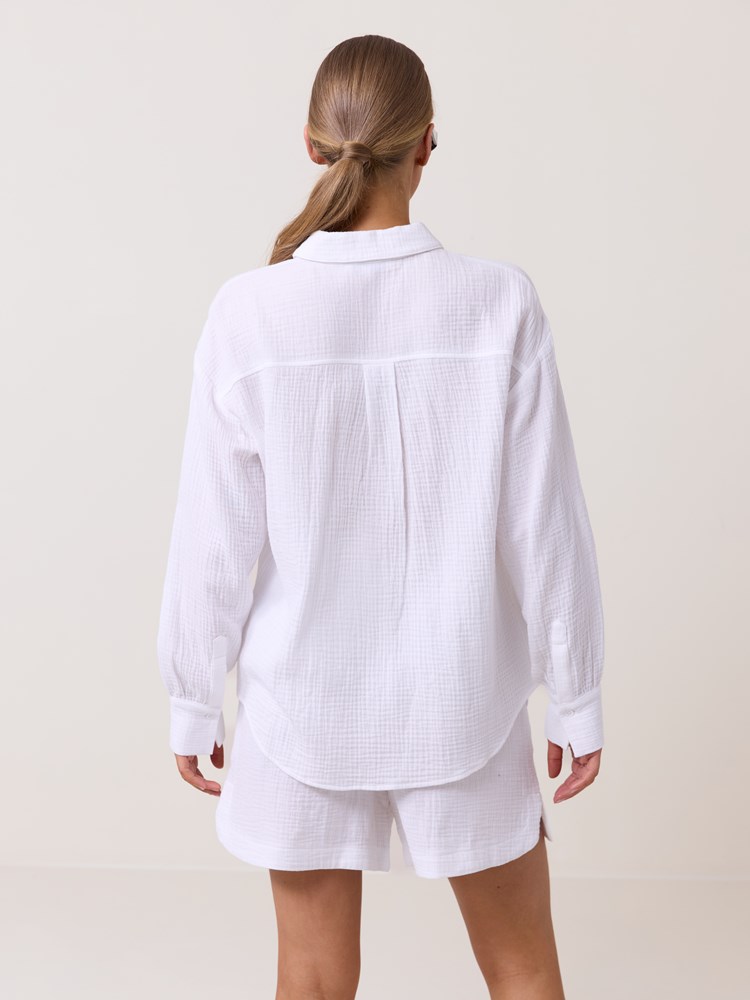 Sky skjorte 7512230_O68-DONNA-H25-Modell-Front_chn=match_9117_Sky skjorte O68_Sky skjorte O68 7512230.jpg_Front||Front