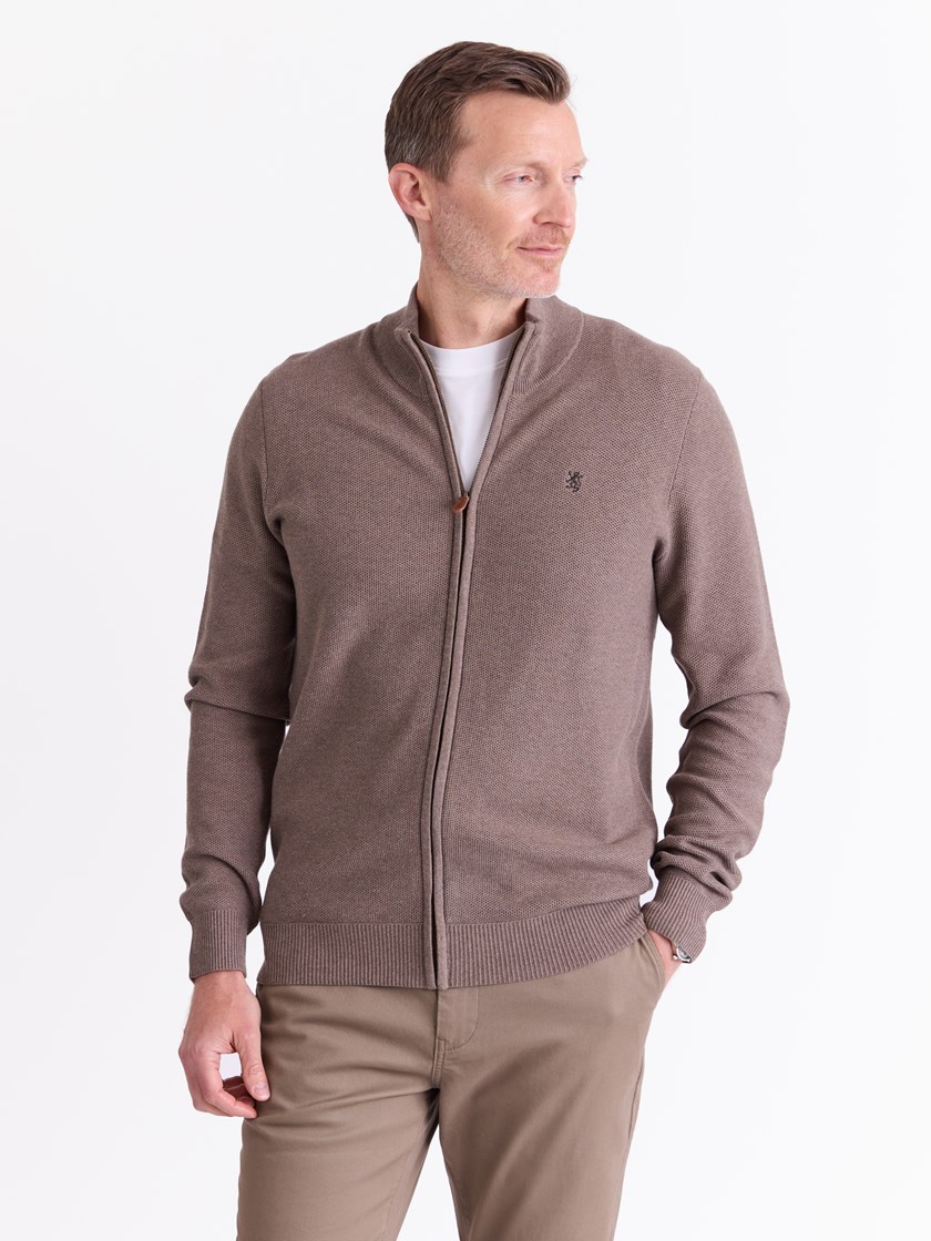 7512244 AQA 7512244_AQA-REDFORD-A25-Modell-Front_chn=match_1375_Maddison cardigan AQA.jpg_Front