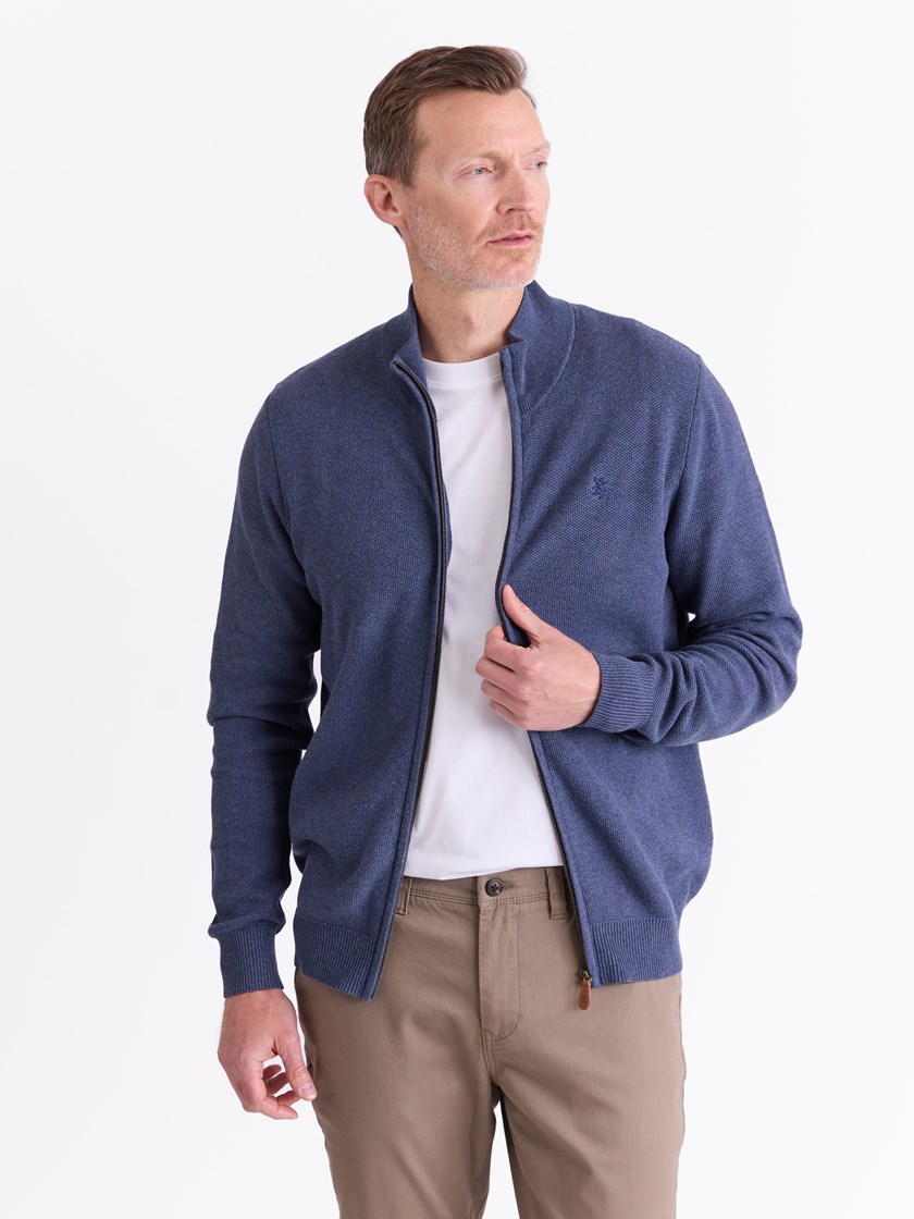 7512244 EHJ 7512244_EHJ-REDFORD-A25-Modell-Front_chn=match_8013_Maddison cardigan EHJ.jpg_Front||Front