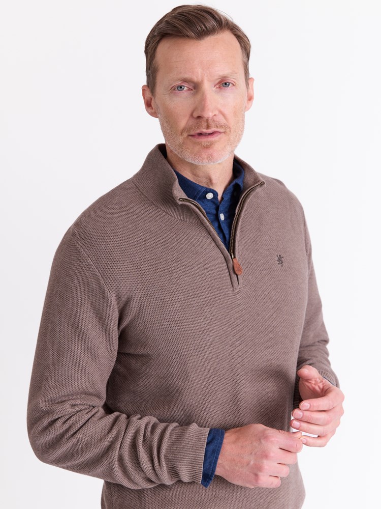 Maddison zip genser 7512245_AQA-REDFORD-A25-Modell-Front_chn=match_6233_Maddison zip genser AQA_Maddison zip genser AQA 7512245.jpg_Front||Front