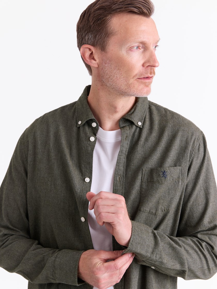 7512282 GUJ 7512282_GUJ-REDFORD-A25-Modell-Front_chn=match_6099_Delting skjorte GUJ_Delting skjorte GUJ 7512282.jpg_Front