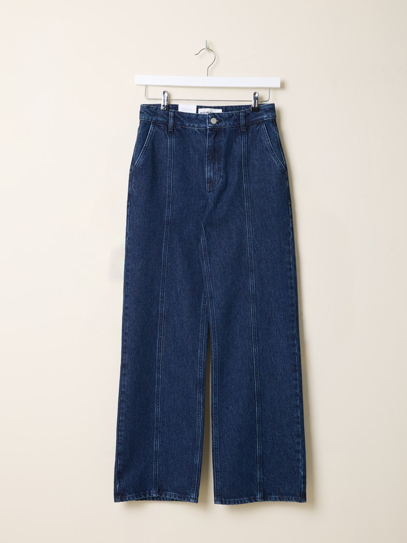 7512320 D03 7512320_D03-JEANPAUL-A25-Front_4097_Juliette jeans D03.jpg_Front||Front