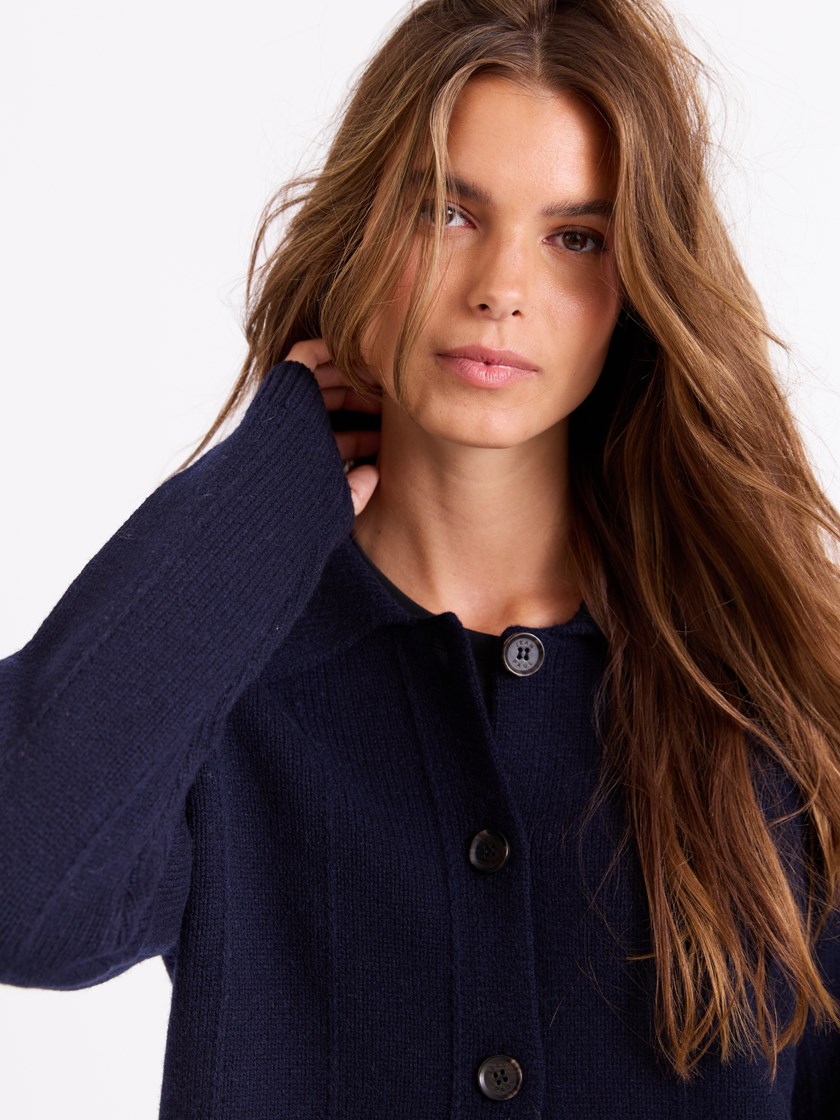 7512397 EM6 7512397_EM6_Jean Paul_Yasmine Cardigan_A25 (3)_Yasmine cardigan EM6.jpg_