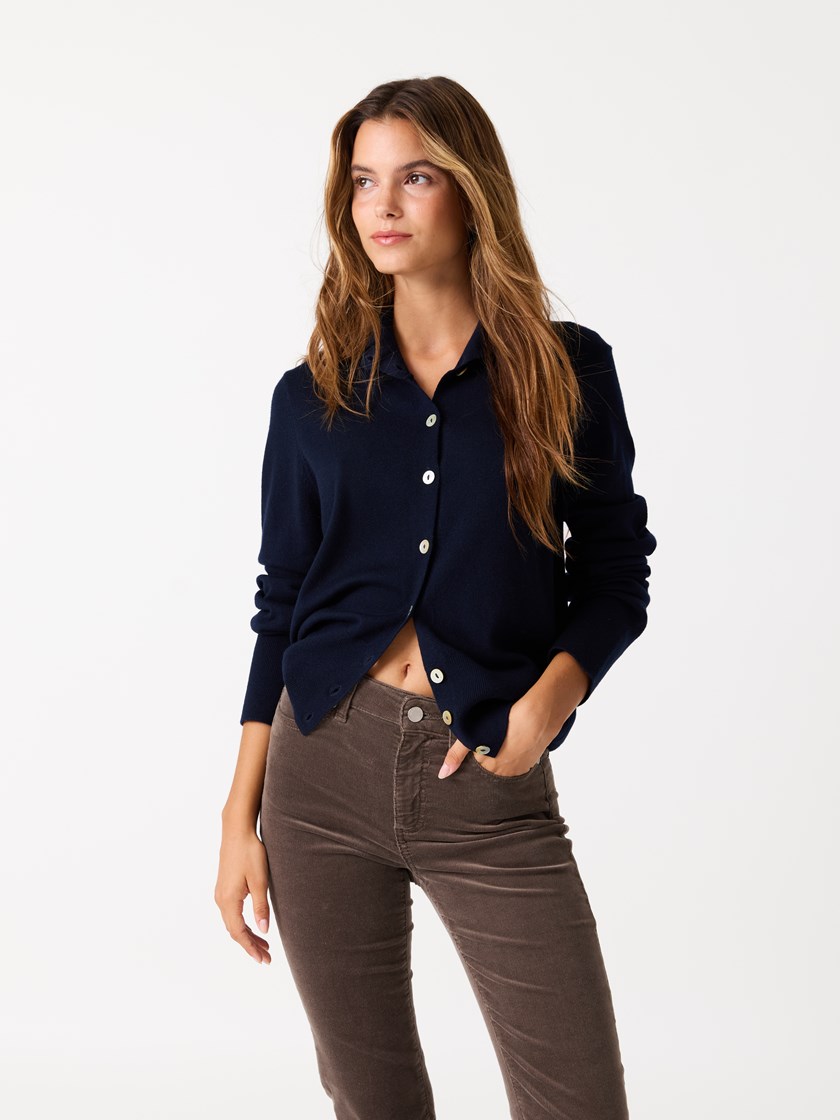 7512415 EM6 7512415_EM6_Jean Paul_Manel Cardigan_A25 (2)_Manel cardigan i merinoull EM6_Manel cardigan i merinoull EM6 7512415.jpg_