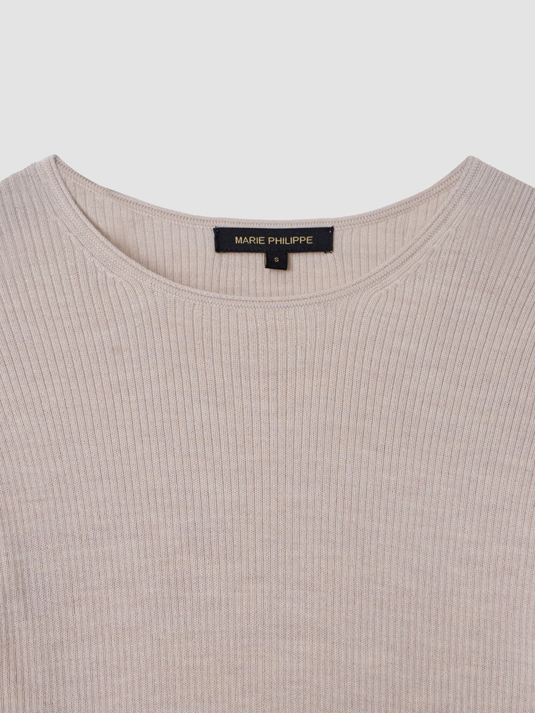 Susanne rundhals merinogenser 7512519_AMA-MARIEPHILIPPE-A25-Front_9010_Susanne rundhals merinogenser_Susanne rundhals merinogenser AMA_Susanne rundhals merinogenser AMA 7512519.jpg_Front||Front