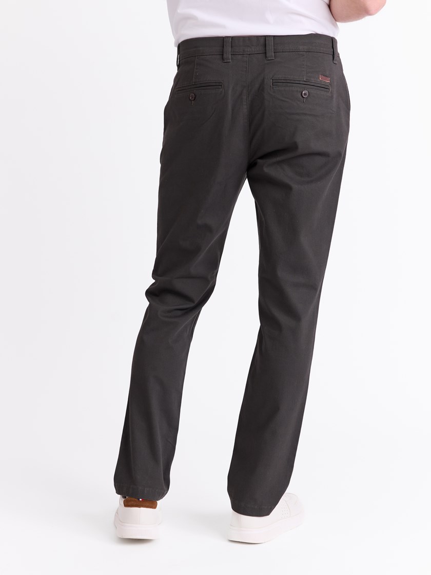 7512527 I7R 7512527_I7R-REDFORD-A25-Modell-Back_chn=match_1900_Christer struktur chinos I7R.jpg_Back||Back