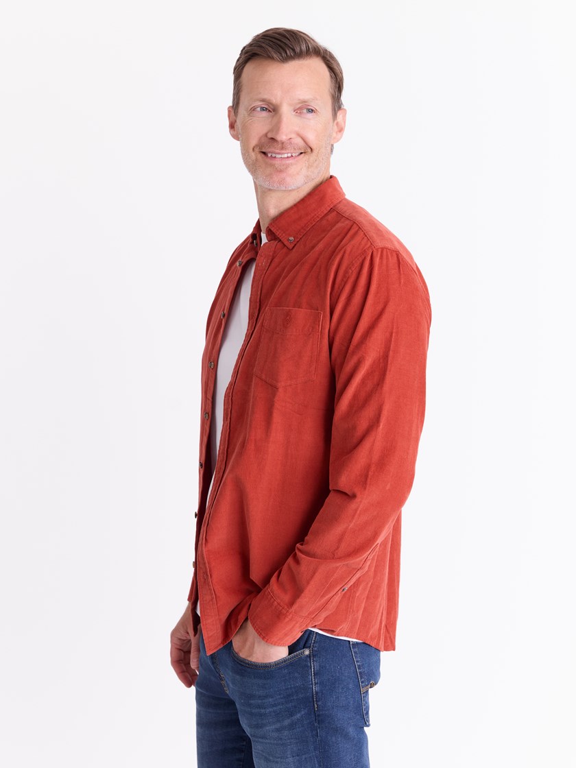 7512558 AHW 7512558_AHW-REDFORD-A25-Modell-Right_chn=match_5406_Corduroy skjorte AHW.jpg_Right||Right