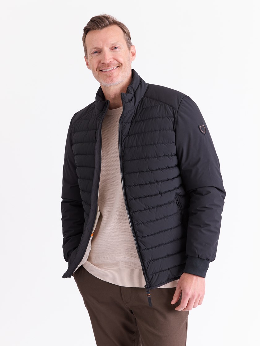 7512647 CAD 7512647_CAD-REDFORD-A25-Modell-Front_chn=match_4329_Kevin jakke CAD.jpg_Front||Front
