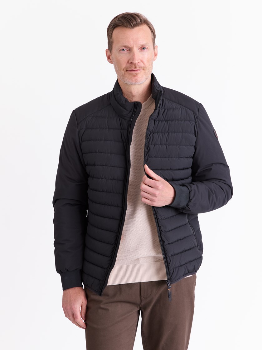 7512647 CAD 7512647_CAD-REDFORD-A25-Modell-Front_chn=match_5538_Kevin jakke CAD.jpg_Front||Front