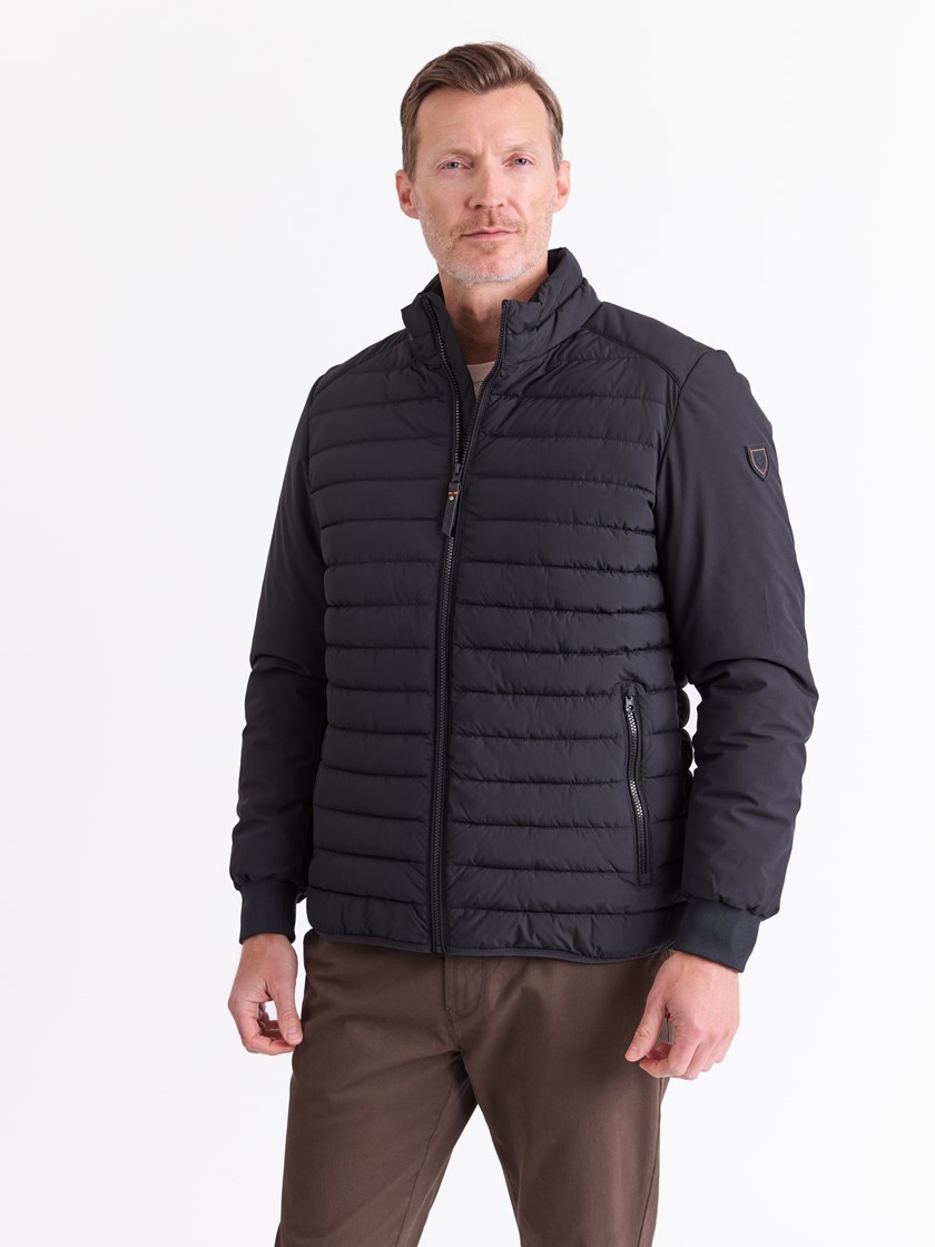 7512647 CAD 7512647_CAD-REDFORD-A25-Modell-Front_chn=match_6422_Kevin jakke CAD.jpg_Front||Front