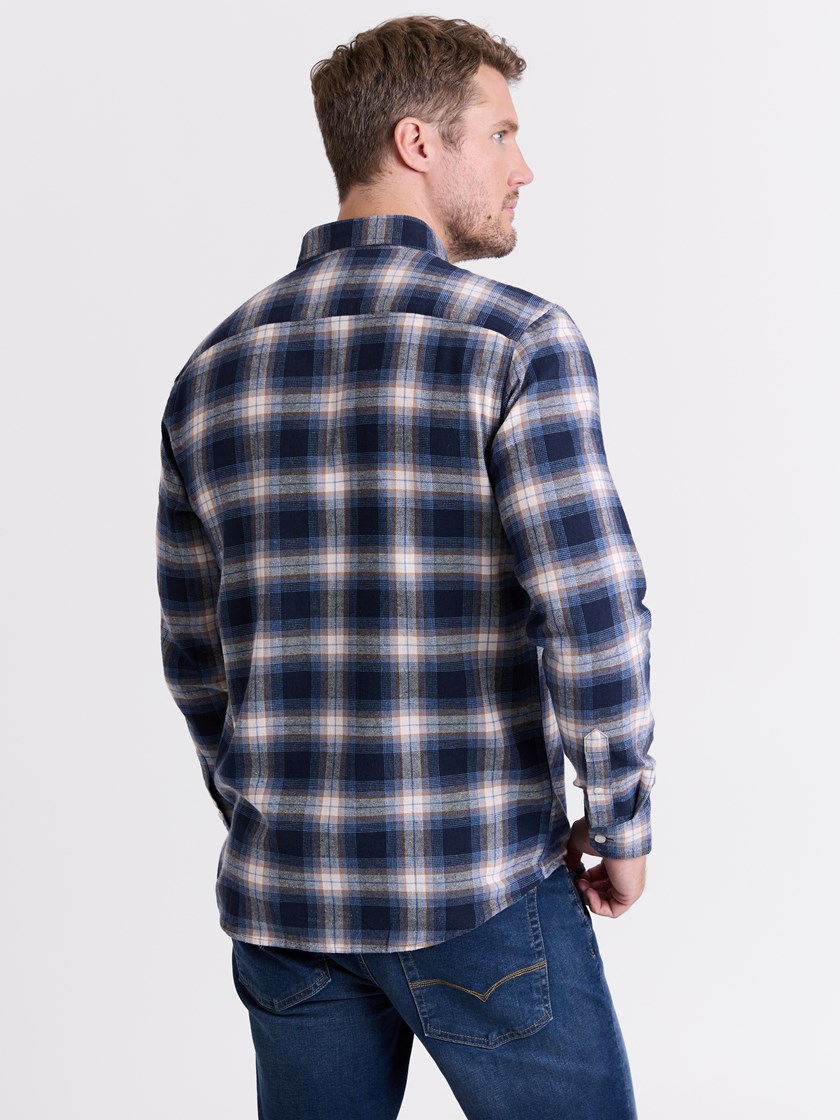 7512800 EGV 7512800_EGV-REDFORD-W25-Modell-Back_chn=match_5543_William skjorte EGV.jpg_Back