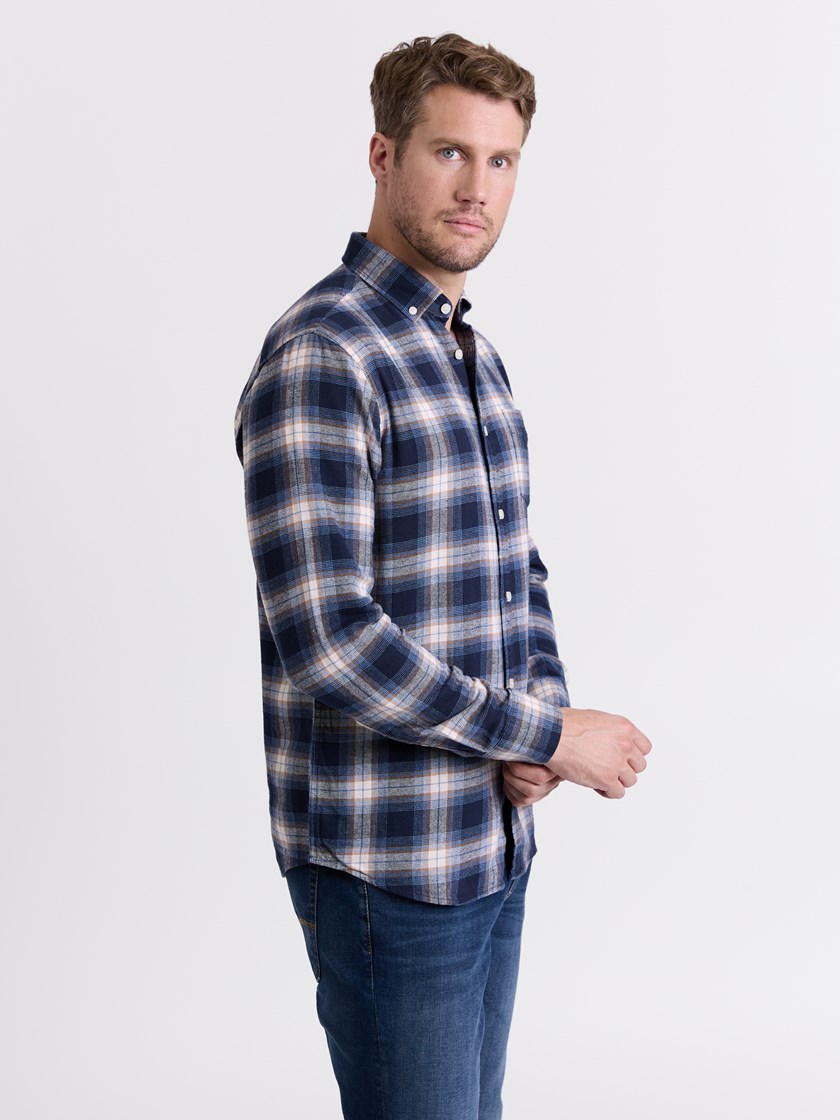 7512800 EGV 7512800_EGV-REDFORD-W25-Modell-Front_chn=match_6165_William skjorte EGV.jpg_Front