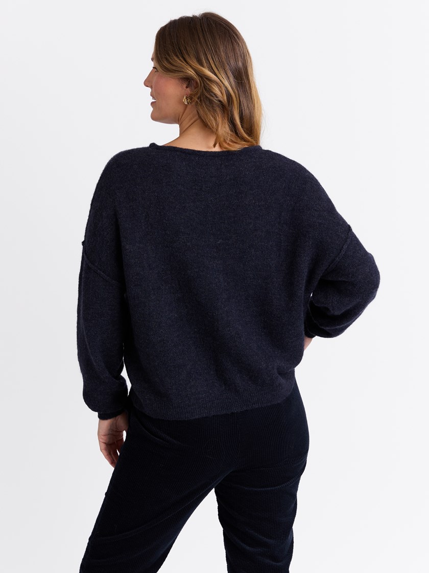 7512841 EM6 7512841_EM6-MARIEPHILIPPE-W25-Modell-Back_chn=match_730_Marcella genser EM6_Marcella genser EM6 7512841.jpg_Back||Back