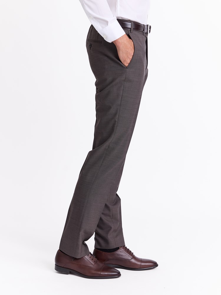 Vittorio Dario dressbukse 7512924_AIE-MARIOCONTI-A25-Modell-Front_chn=match_4264_Vittorio Dario dressbukse AIE 7512924.jpg_Front||Front