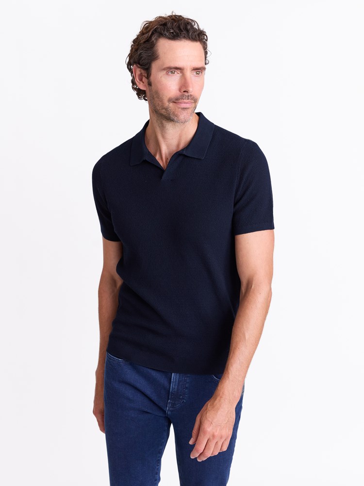 Carlo strikket polo 7512928_C27-MARIOCONTI-A25-Modell-Front_chn=match_5475_Carlo strikket polo C27_Carlo strikket polo C27 7512928.jpg_Front||Front