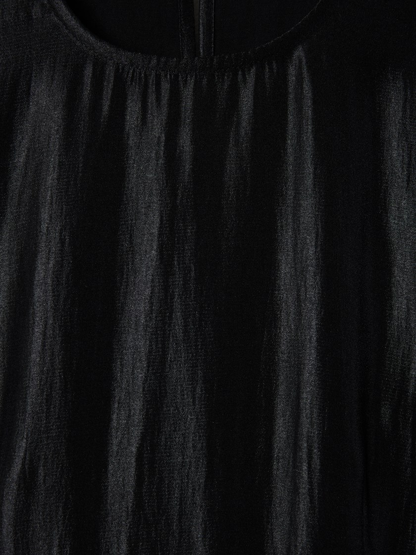 7512995 ID2 7512995_ID2-VAVITE-W25-Front_353_Charlene kjole ID2.jpg_Front||Front