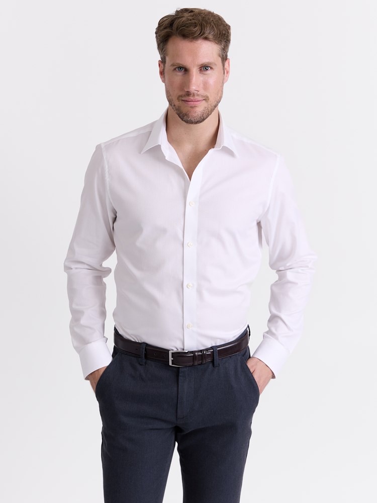 Mattia skjorte 7513009_O68-MARIOCONTI-W25-Modell-Front_chn=match_4745_Mattia skjorte O68_Mattia skjorte O68 7513009.jpg_Front||Front