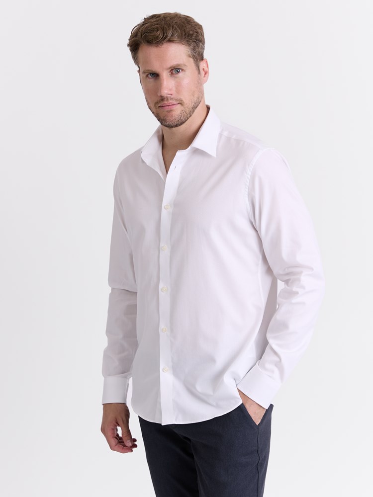 Mattia skjorte 7513009_O68-MARIOCONTI-W25-Modell-Front_chn=match_8139.jpg_Front