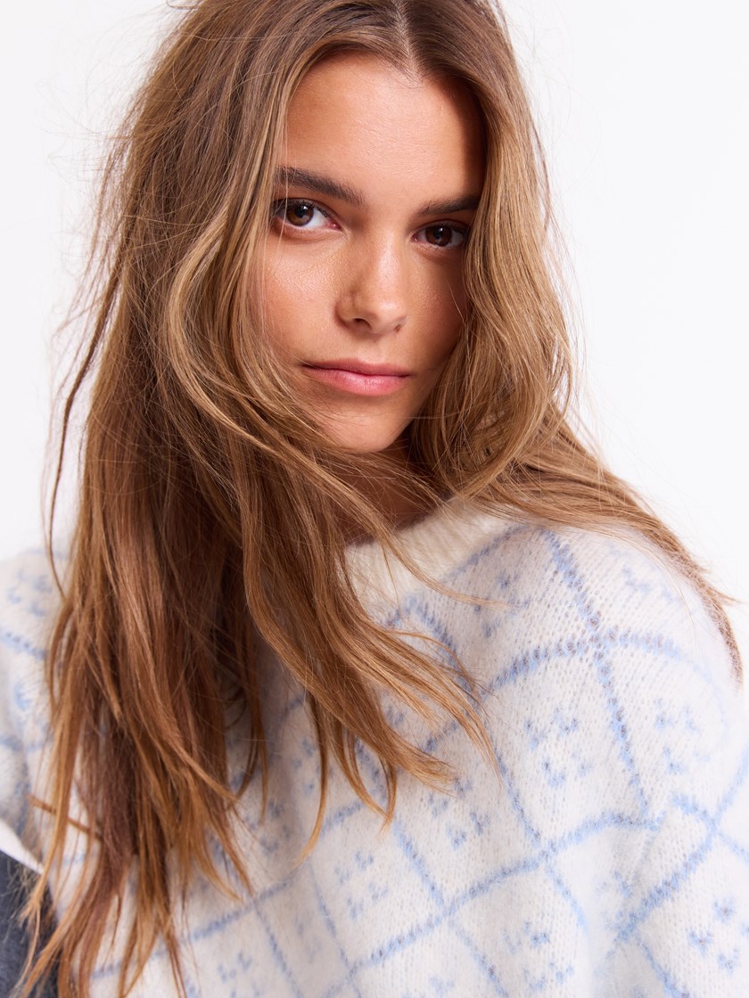 7513122 EAX 7513122_EAX_Jean Paul_Adelina Genser_W25 (7).jpg_