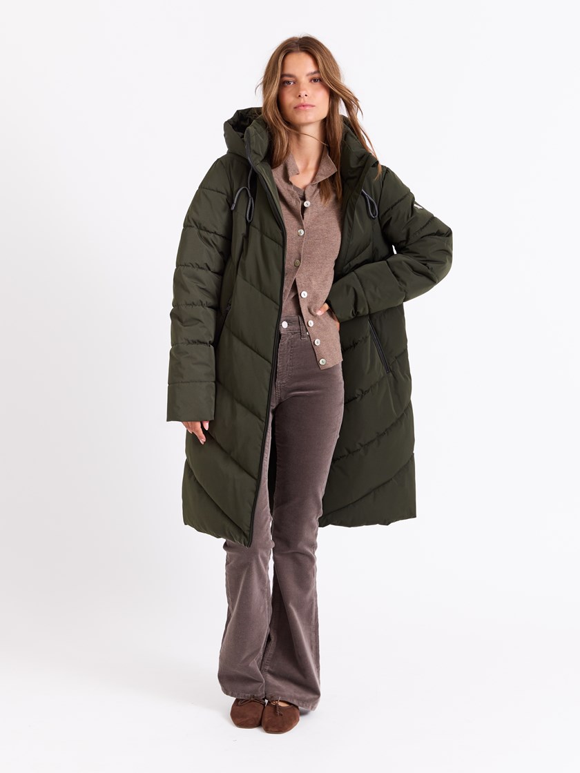 7513327 GOY 7513327_GOY_Jean Paul_Alba kåpe_A25 (1)_Alba kåpe GOY_Alba kåpe GOY 7513327.jpg_