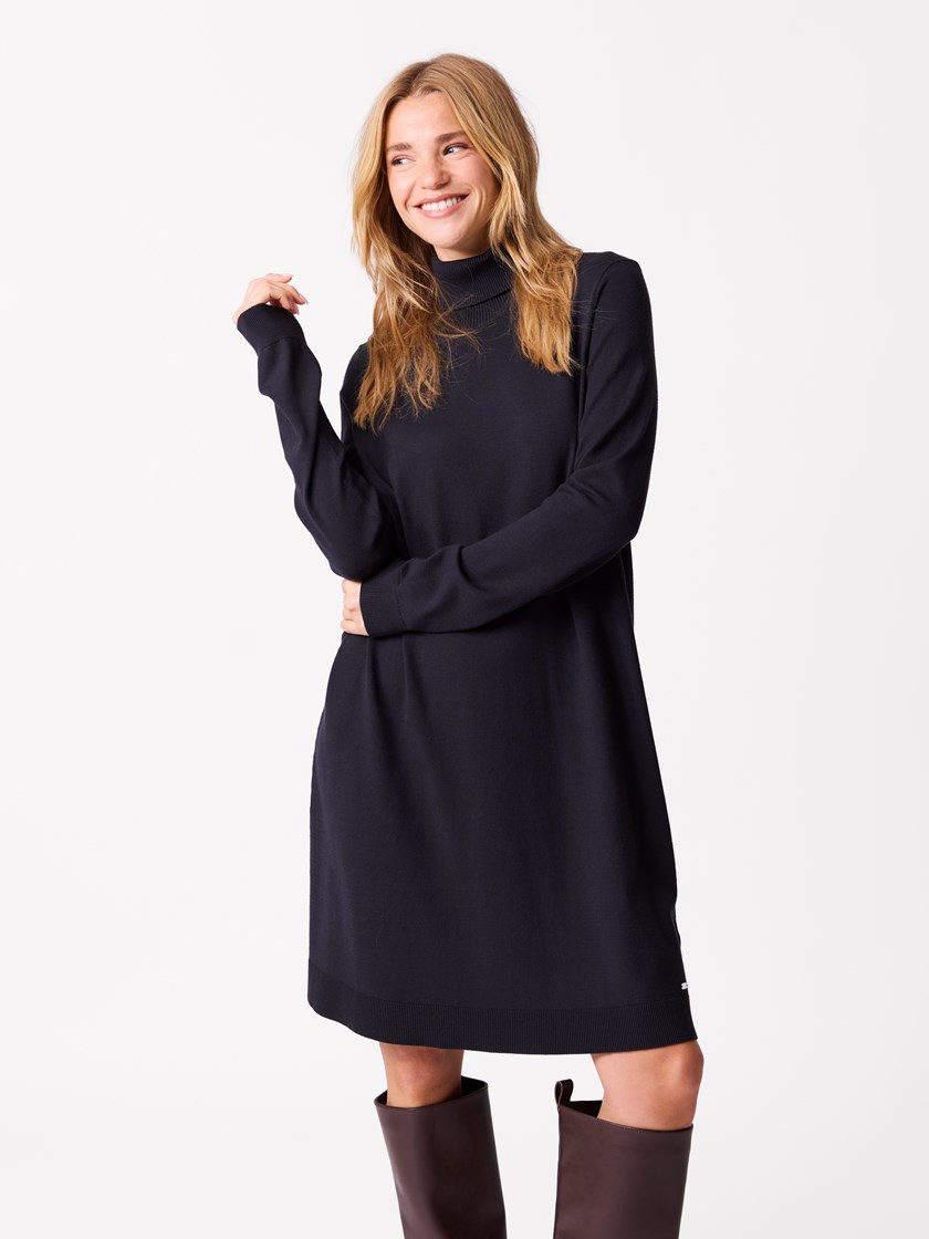 7513347 C25 7513347_C25_Jean Paul_Violette kjole_W25 (9)_Violette kjole C25.jpg_