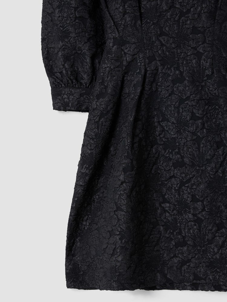 Chiara kjole 7513369_ID2-VAVITE-W25-Front_4726_Chiara kjole ID2_Chiara kjole ID2 7513369.jpg_Front||Front