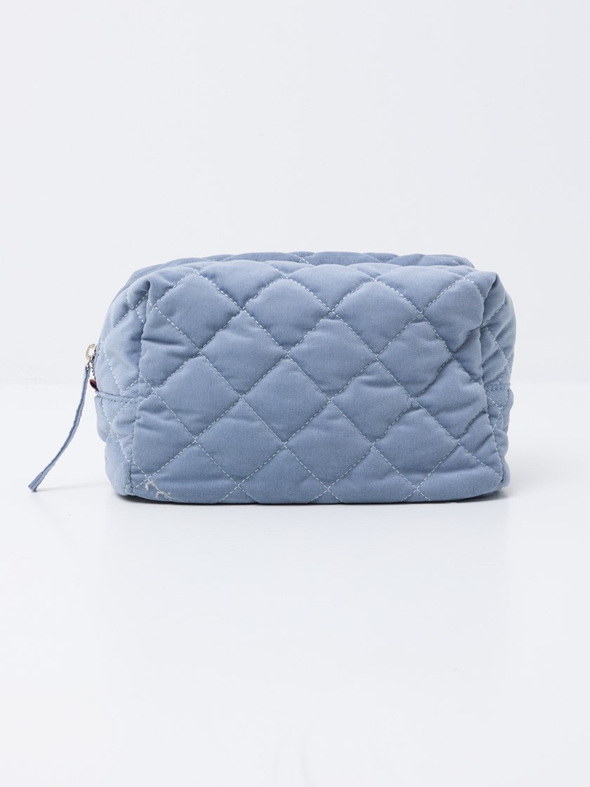 7513393 E9Q 7513393_E9Q-JEANPAUL-W25-Front_7060_Olivia toalettmappe.jpg_Front||Front