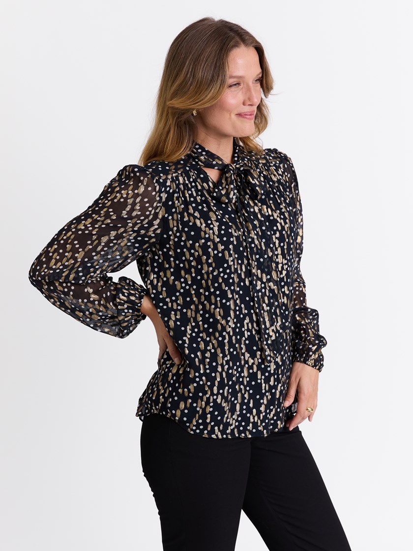 7513407 ID2 7513407_ID2-MARIEPHILIPPE-W25-Modell-Front_chn=match_111_Cameron bluse ID2 7513407.jpg_Front