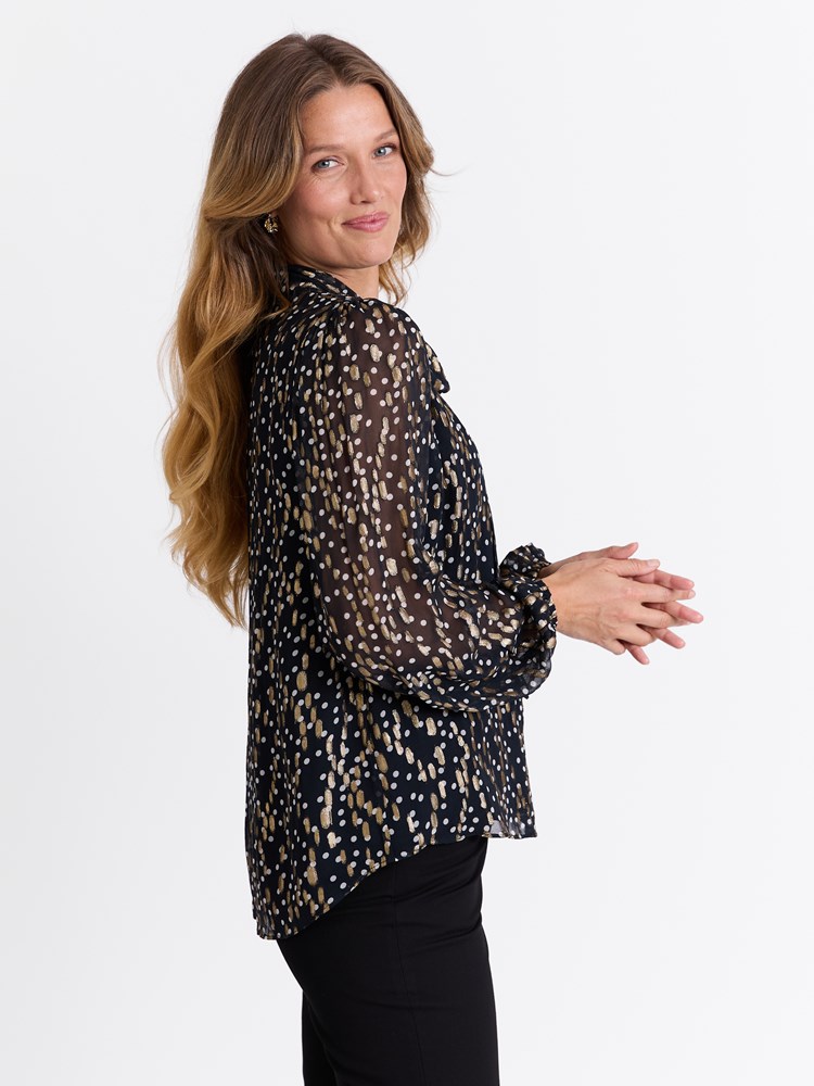 Cameron bluse 7513407_ID2-MARIEPHILIPPE-W25-Modell-Front_chn=match_9668_Cameron bluse ID2_Cameron bluse ID2 7513407.jpg_Front||Front