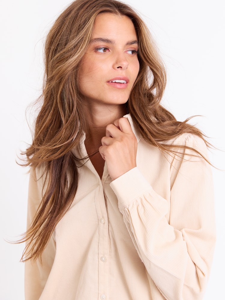 Marion cordskjorte 7513411_O63_Jean Paul_Marion Cord Skjorte_A25 (4).jpg_