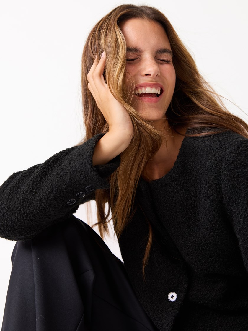 7513447 C25 7513447_C25_Jean Paul_Susann Blazer_W25 (3).jpg_