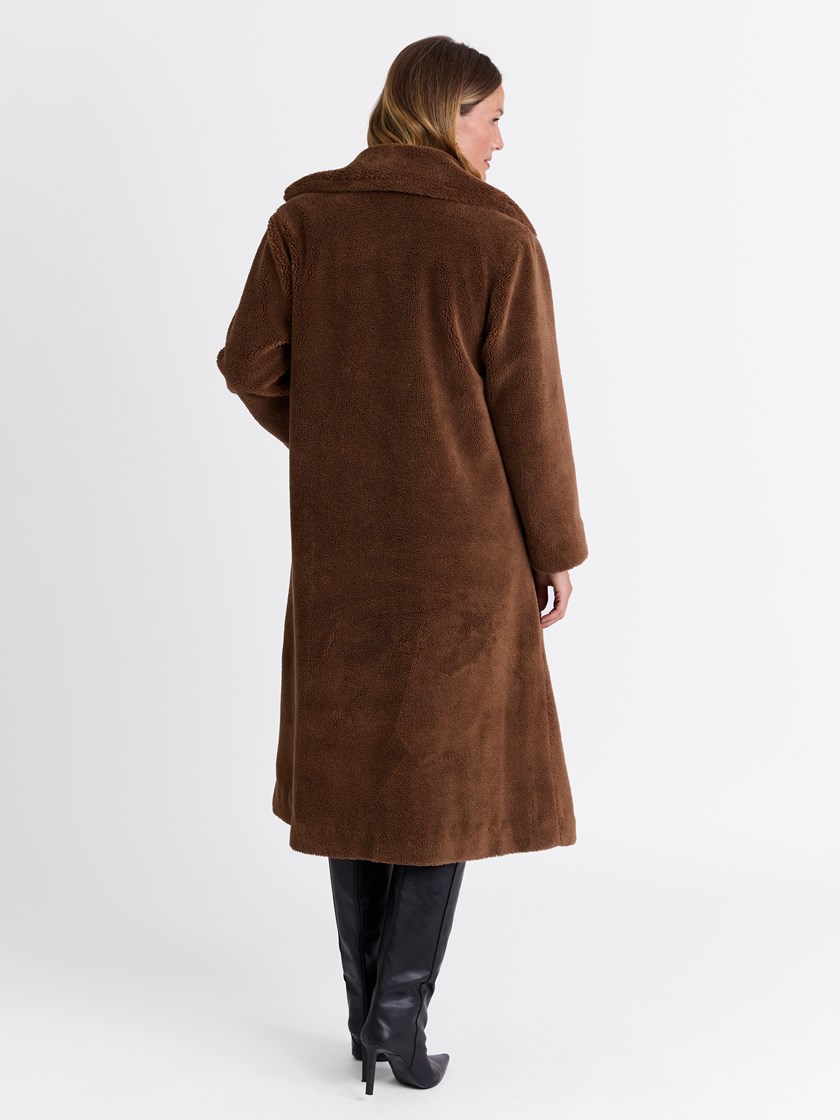 7513450 AP4 7513450_AP4-MARIEPHILIPPE-W25-Modell-Back_chn=match_2652_Lise fuskepels AP4.jpg_Back||Back