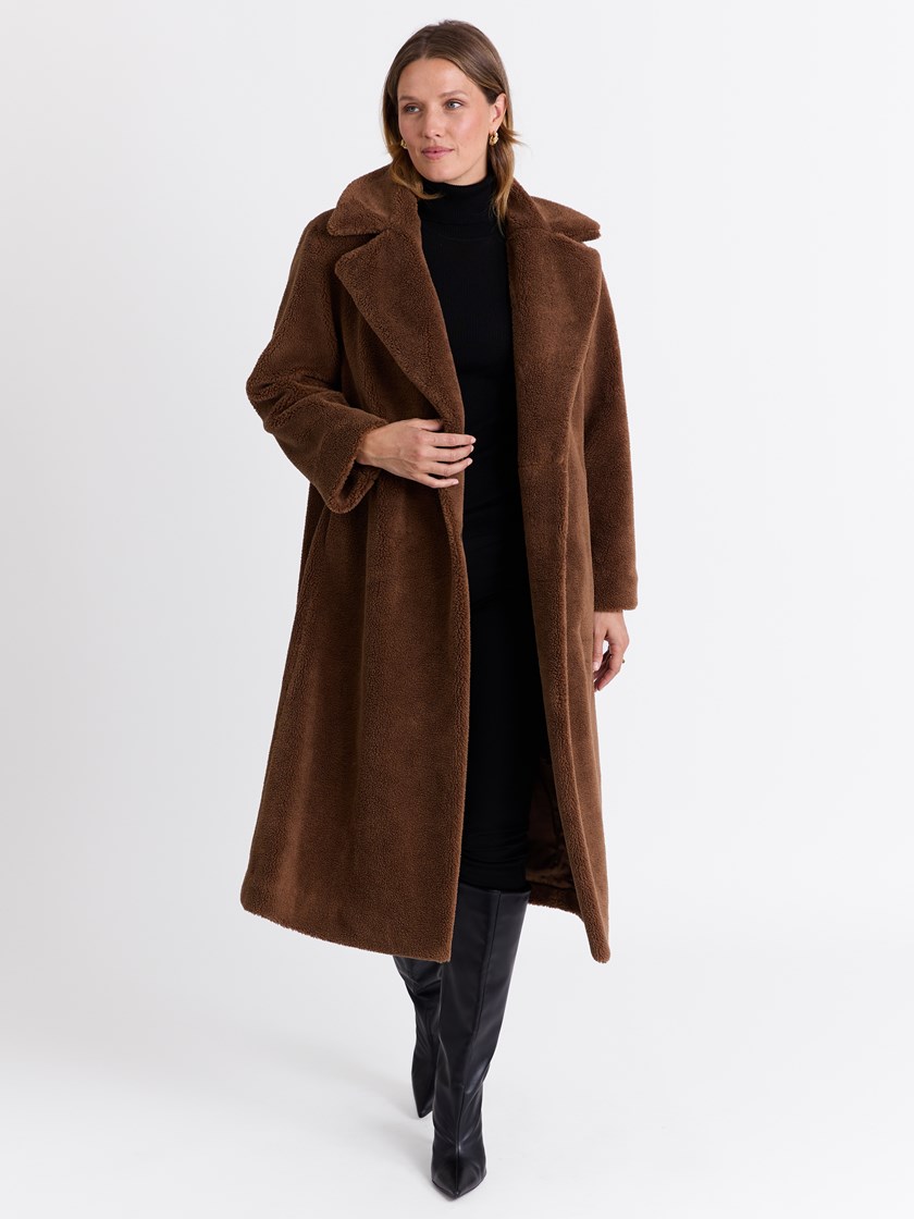 7513450 AP4 7513450_AP4-MARIEPHILIPPE-W25-Modell-Front_chn=match_8560_Lise fuskepels AP4.jpg_Front||Front