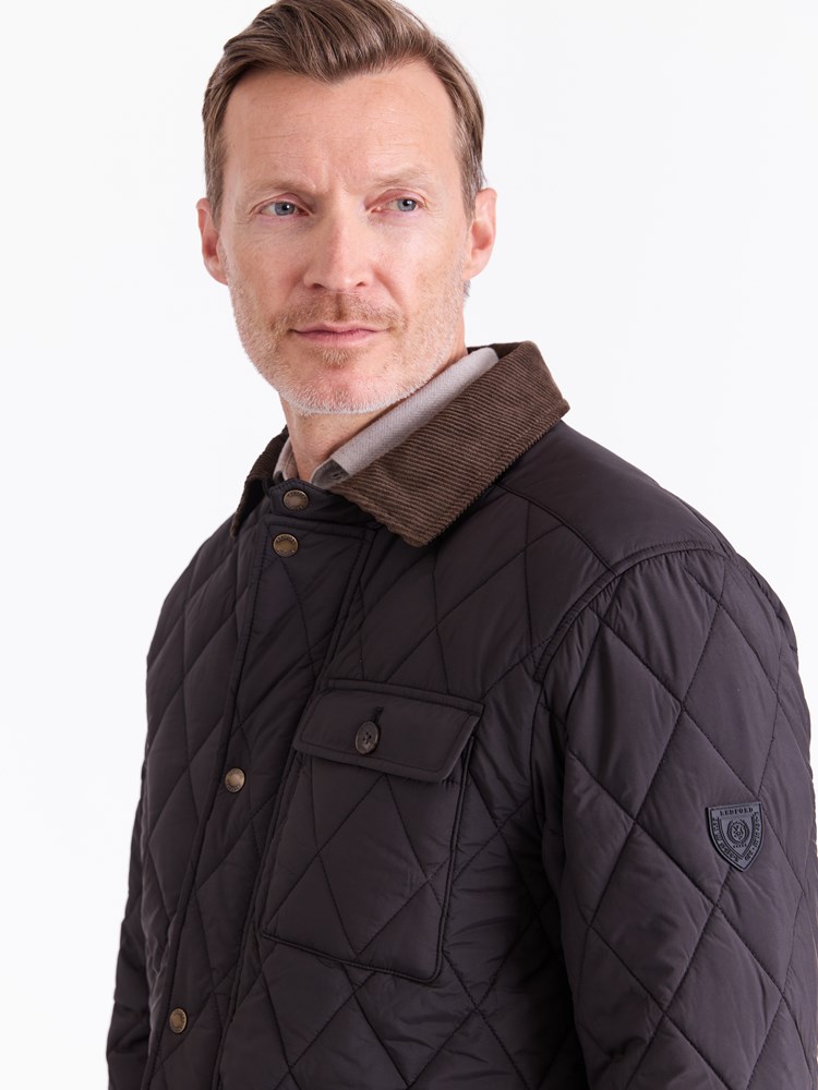 Bristol Jakke 7513476_AIQ-REDFORD-A25-Modell-Right_chn=match_5383_Bristol Jakke AIQ_Bristol Jakke AIQ 7513476.jpg_Right||Right