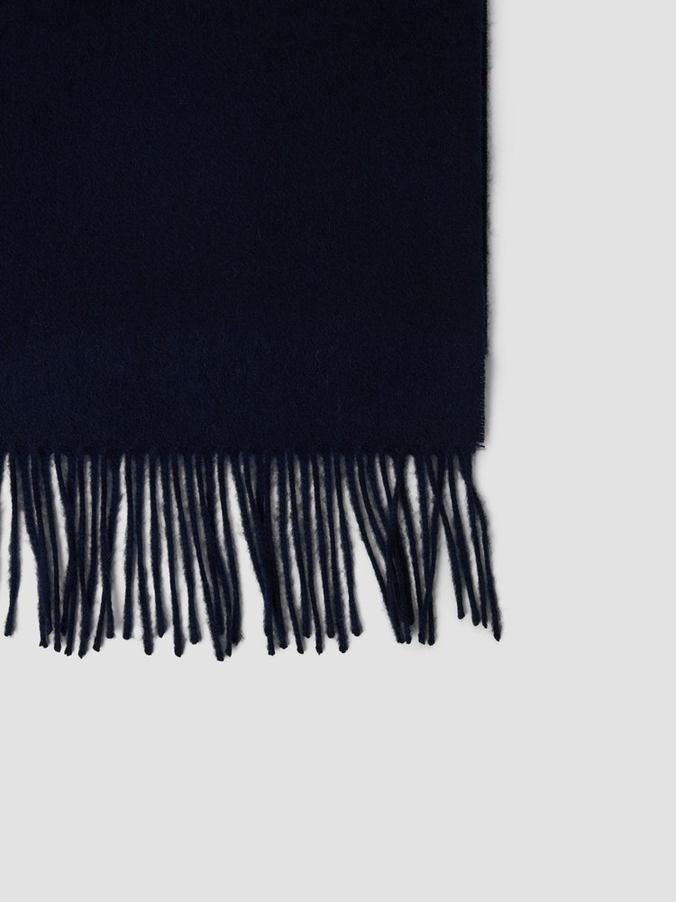 Shaun ullskjerf 7513481_EMW-REDFORD-A25-Front_2327_Shaun ullskjerf_Shaun ullskjerf EMW_Shaun ullskjerf EMW 7513481.jpg_Front||Front