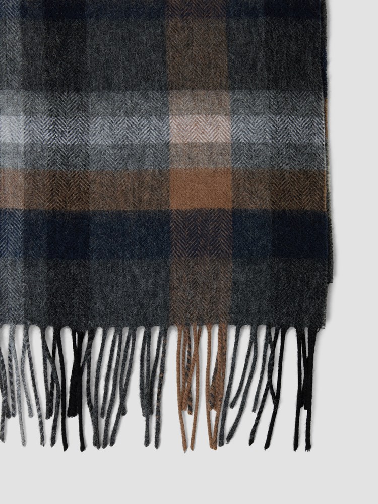 Shaun rutete ullskjerf 7513482_AGK-REDFORD-A25-Front_5826.jpg_Front||Front