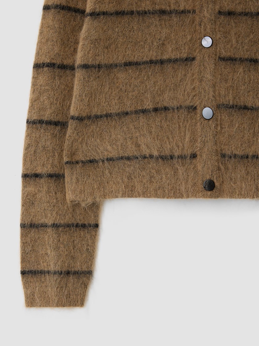 7513488 AP4 7513488_AP4-MARIEPHILIPPE-W25-Front_3874_Lea cardigan AP4.jpg_Front||Front