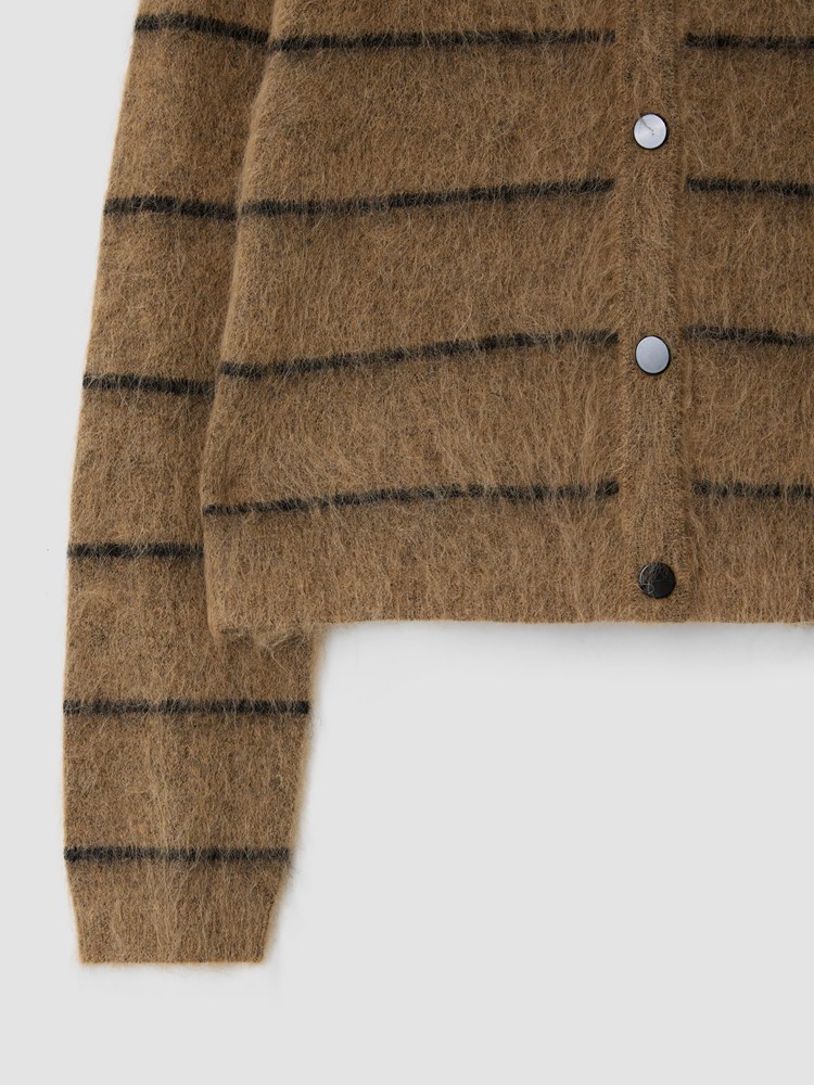 Lea cardigan 7513488_AP4-MARIEPHILIPPE-W25-Front_3874_Lea cardigan AP4_Lea cardigan AP4 7513488.jpg_Front