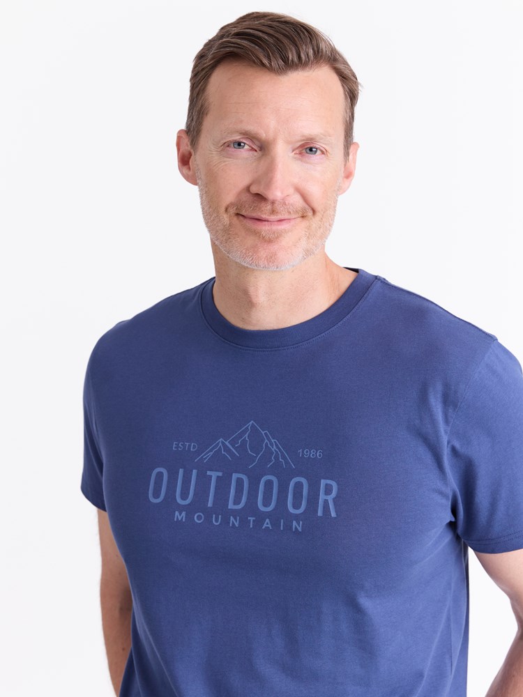 Outdoor t-skjorte 7513495_EHJ-REDFORD-A25-Modell-Front_chn=match_4136_Outdoor t-skjorte EHJ 7513495.jpg_Front||Front