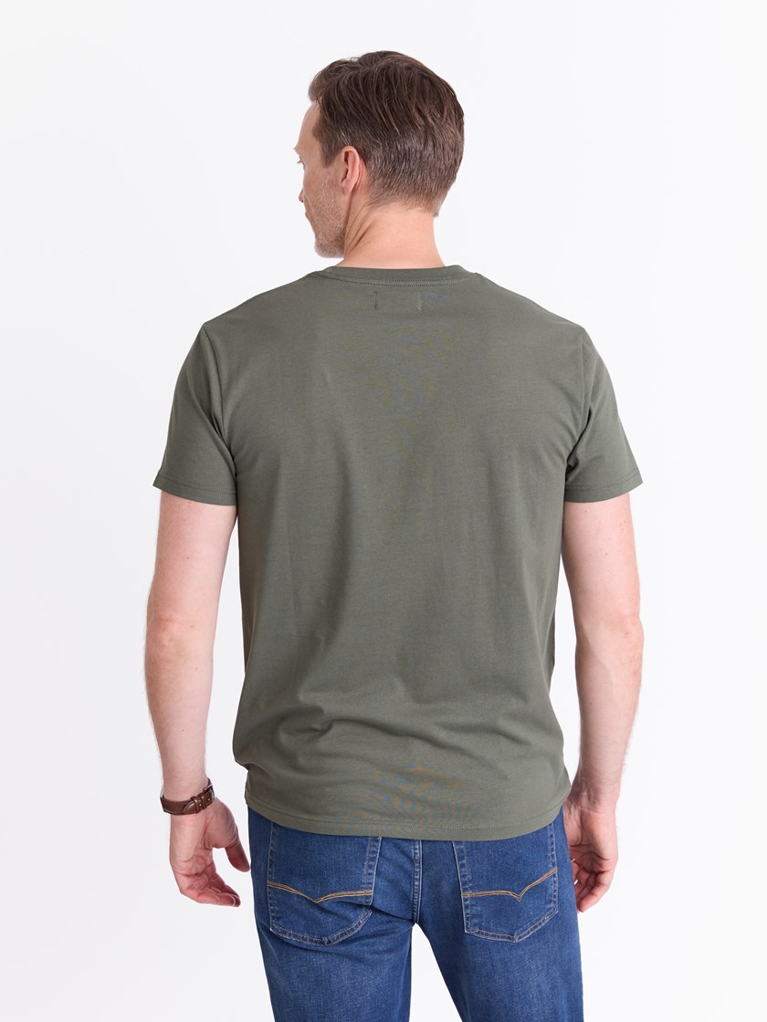 7513495 GUI 7513495_GUI-REDFORD-A25-Modell-Back_chn=match_6203_Outdoor t-skjorte GUI.jpg_Back