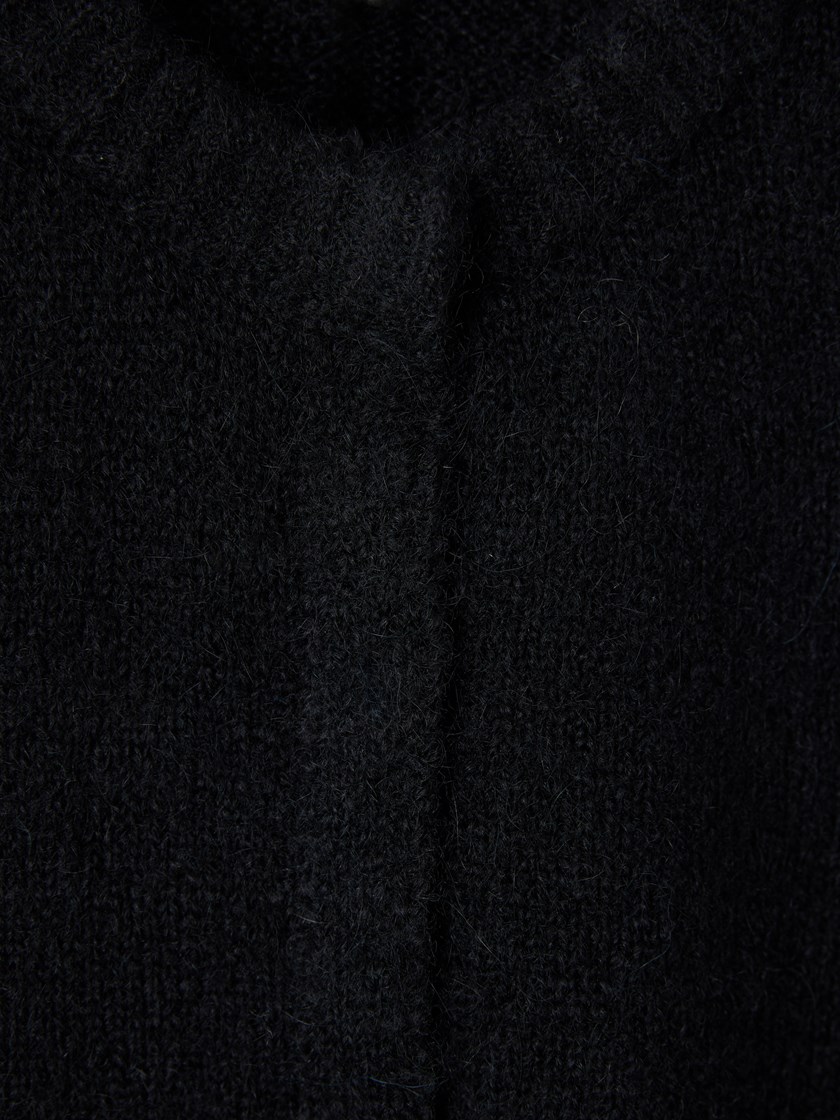 7513508 ID2 7513508_ID2-DONNA-W25-Front_8357_Noelle cardigan ID2.jpg_Front||Front