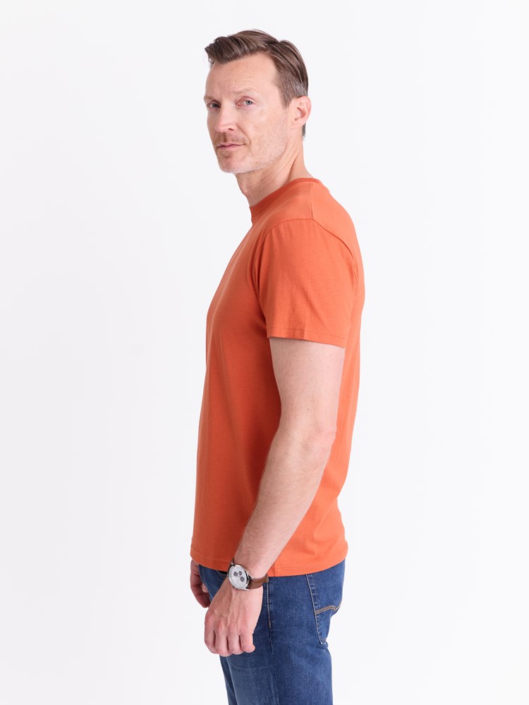 Joe t-skjorte 7513510_KBT-REDFORD-A25-Modell-Right_chn=match_3876_Joe t-skjorte KBT 7513510.jpg_Right||Right