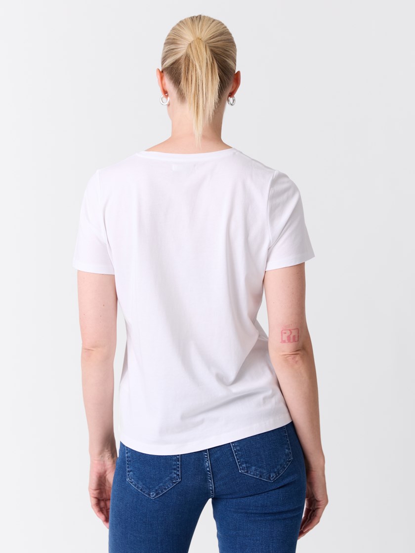 7513526 O79 7513526_O79-VAVITE-NOS-Modell-Front_chn=match_9207_Ava t-skjorte O79.jpg_Front||Front