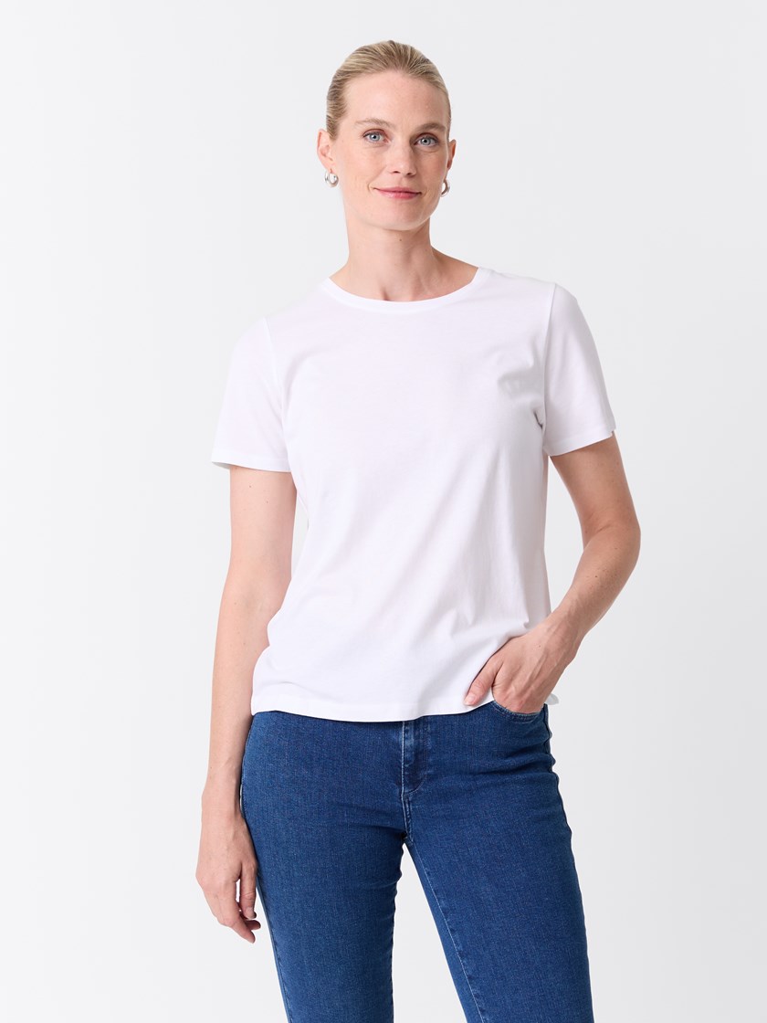 7513526 O79 7513526_O79-VAVITE-NOS-Modell-Front_chn=match_9213_Ava t-skjorte O79.jpg_Front||Front