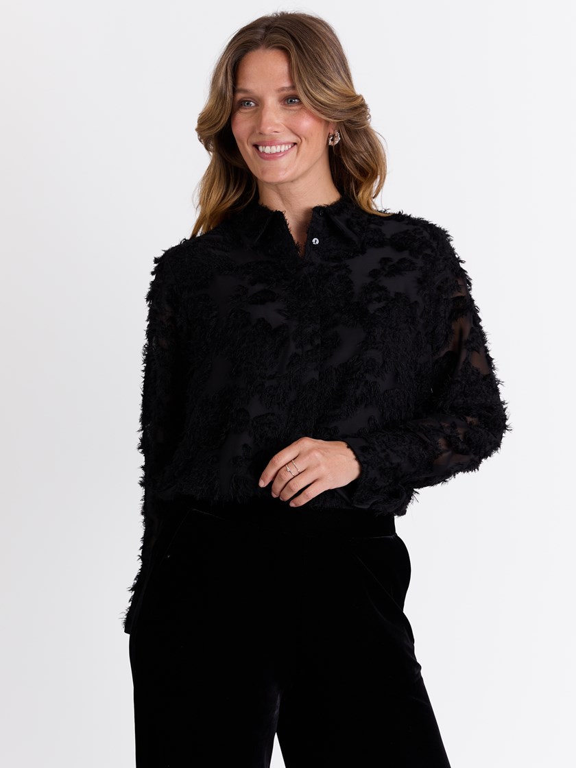 7513532 ID2 7513532_ID2-MARIEPHILIPPE-W25-Modell-Front_chn=match_3387_Gracie skjorte ID2.jpg_Front||Front