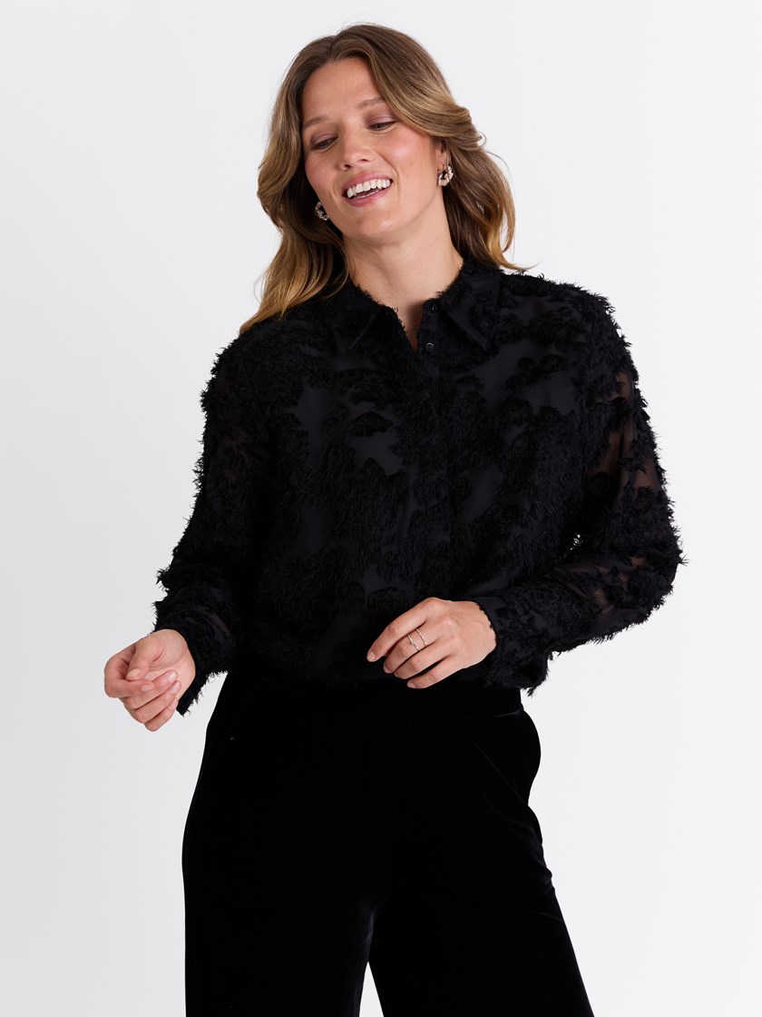 7513532 ID2 7513532_ID2-MARIEPHILIPPE-W25-Modell-Front_chn=match_6857_Gracie skjorte ID2.jpg_Front||Front