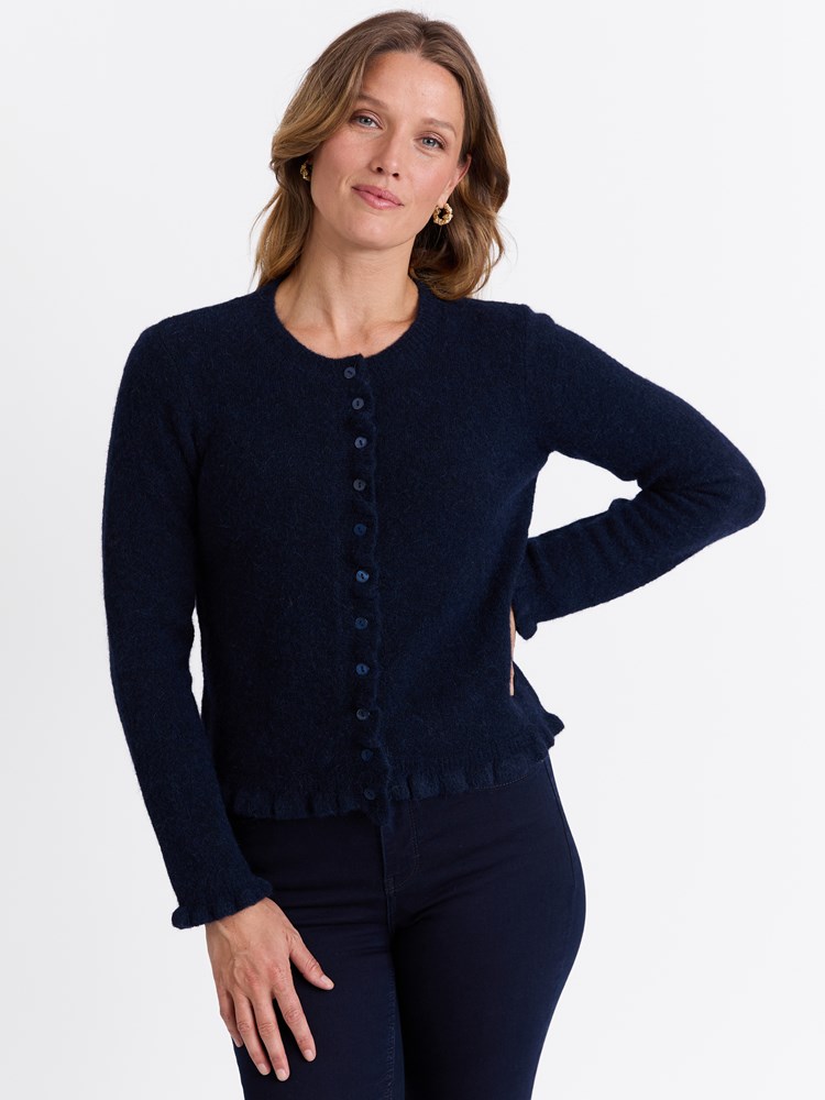 Frida cardigan 7513605_EM1-MARIEPHILIPPE-W25-Modell-Front_chn=match_537_Frida cardigan EM1_Frida cardigan EM1 7513605.jpg_Front||Front