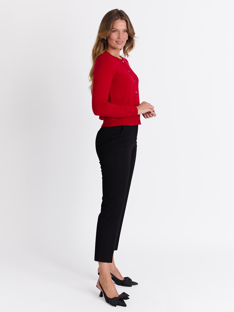 Vita merinocardigan 7513607_K5S-MARIEPHILIPPE-W25-Modell-Front_chn=match_7985_Vita merinocardigan K5S 7513607.jpg_Front||Front