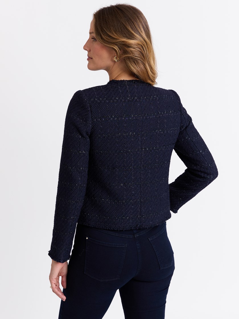 7513783 EM6 7513783_EM6-MARIEPHILIPPE-W25-Modell-Back_chn=match_5292_Karine jakke EM6.jpg_