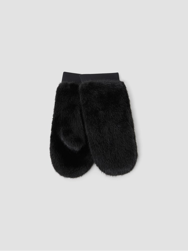 Hailee vott 7513786_ID2-VAVITE-W25-Front_7716_Hailee vott_Hailee vott ID2_Hailee vott ID2 7513786.jpg_Front||Front